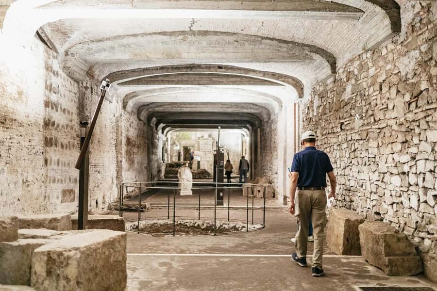 Rome: San Clemente Underground and Basilica Guided Tour - The Mithraic temple at the lowest level