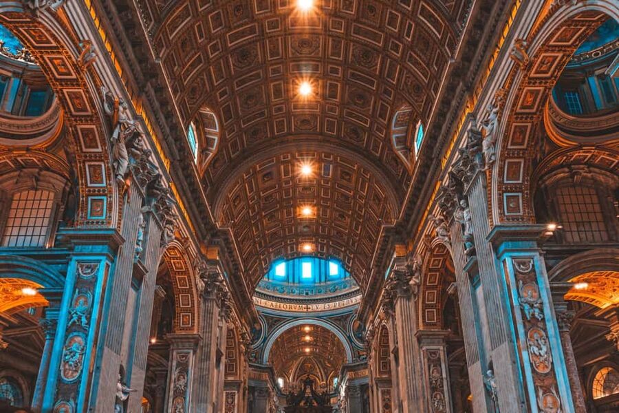 Rome: St. Peter's Basilica and Vatican Grottoes Guided Tour - Dress, access, and practical preparation