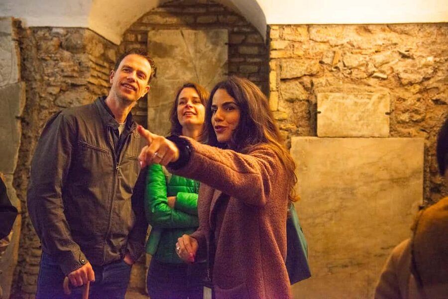 Rome: Trastevere Underground Crypt and Jewish Ghetto tour - Who should book this Rome walk