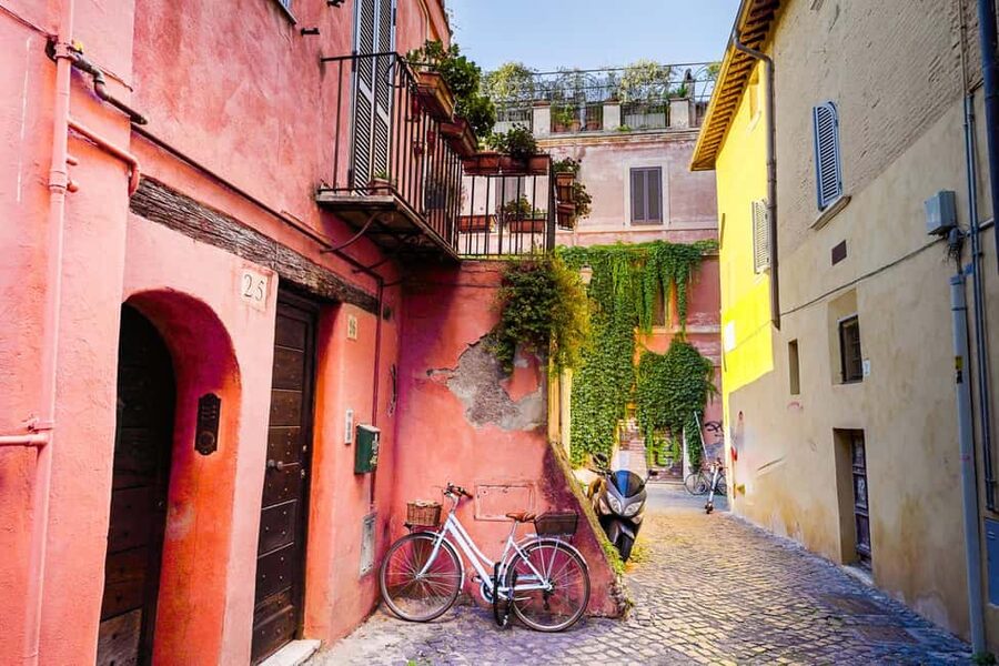 Rome: Trastevere Underground Crypt and Jewish Ghetto tour - What $65 means for this experience