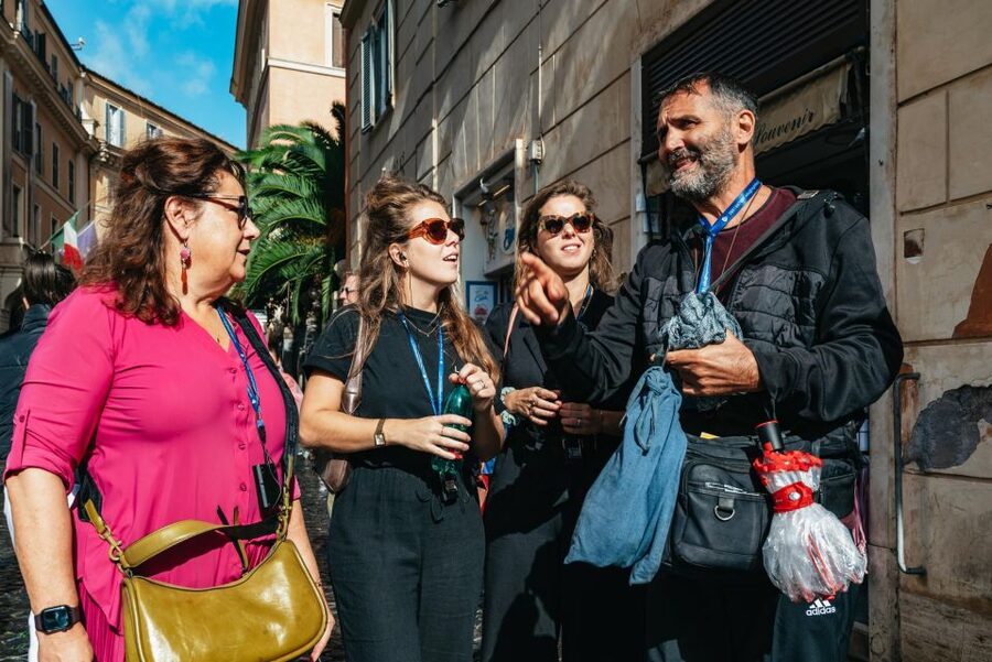 Rome: Trevi Fountain and Underground Guided Tour - The Trevi Fountain stop, about 20 minutes
