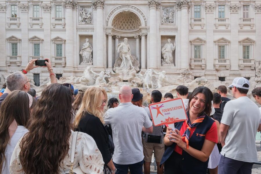 Rome: Trevi Fountain District Underground Domus Guided Tour - Key points to know before booking