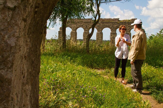 Rome Underground: Catacombs Tour, Aqueducts and Appian Way - Walking the Appian Way on ancient paving stones