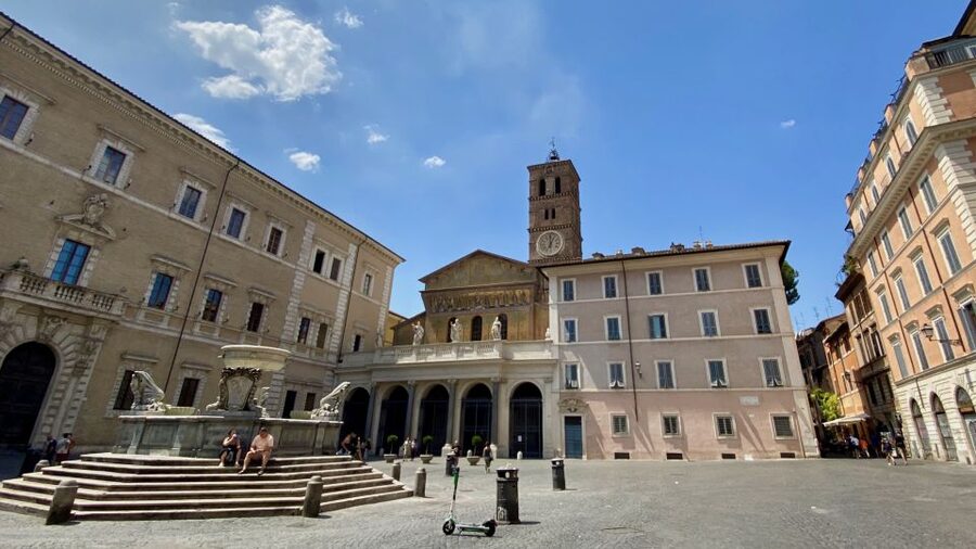 Rome: Underground Trastevere Guided Walking Tour - The Cavallini Room and the morning-only frescoes