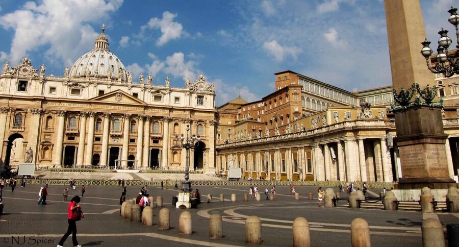 Rome: Vatican City and Catacombs Full-Day Guided Tour - Spanish Steps, Trevi Fountain, Pantheon, and Piazza Navona