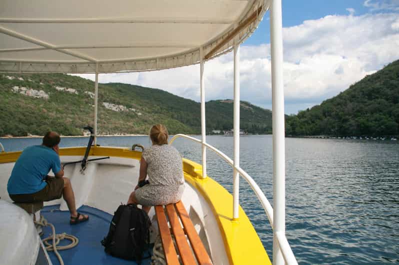 Rovinj: Lim Fjord and Pirate Cave Boat Tour - Entering Lim Fjord at a slower pace