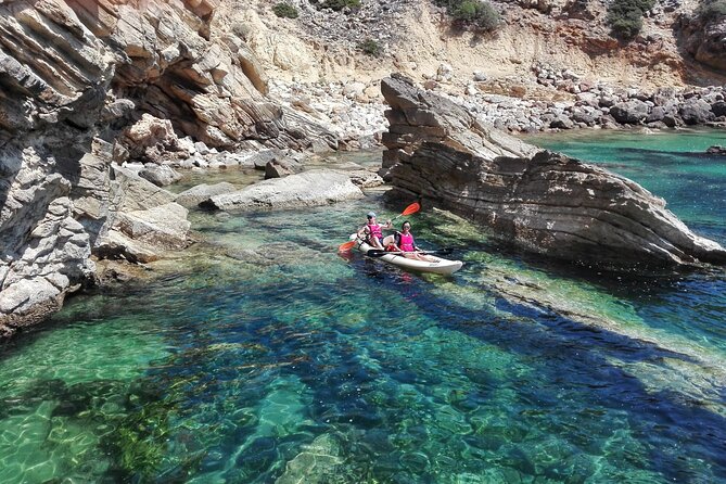 Sagres: Praia Da Ingrina Caves Guided Kayaking Tour - Who should book this kayaking tour?