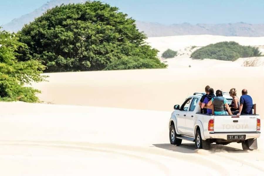 Sal Rei, Santa Monica Beach, Caves, Dunes & Shipwreck Tour - Santa Monica Beach: Boa Vista’s grand open space