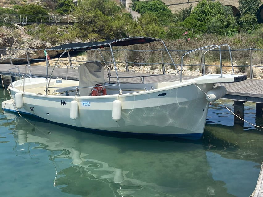 Santa Maria di Leuca: Cave Tour with Aperitif - Tre Porte Cave and the Best Swimming Time