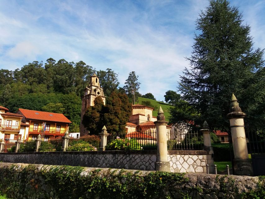 Santander: El Castillo Caves & Paleolithic Art Tour - What the five-hour schedule really feels like