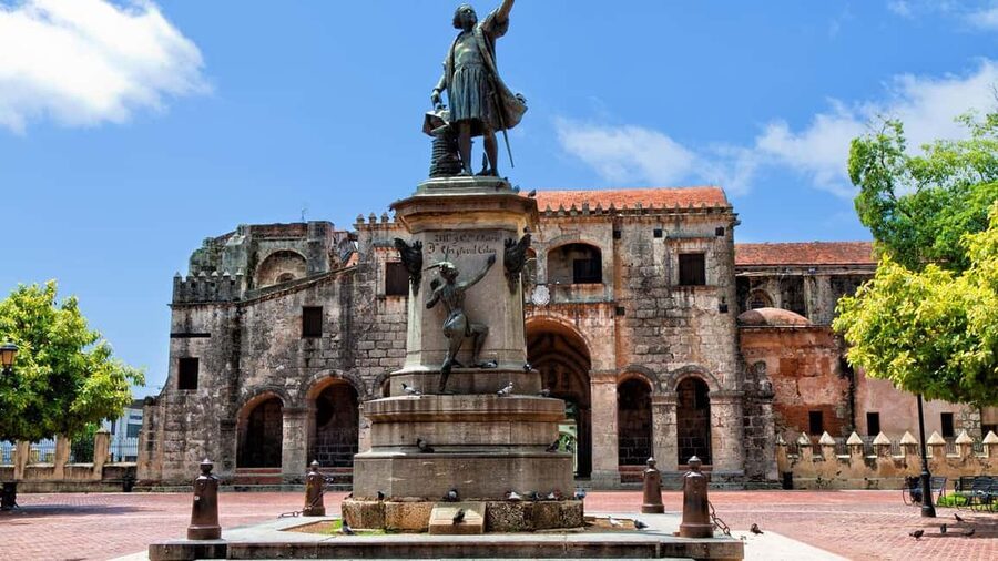 Santo Domingo: Colonial Zone, 3 Eyes, Cave Cable Car Tour - A long ride to the oldest city in the New World
