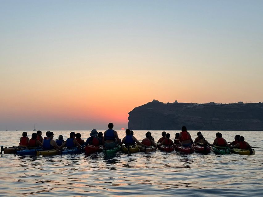 Santorini: South Sea Kayaking Tour with Sea Caves and Picnic - The 40-minute safety lesson matters