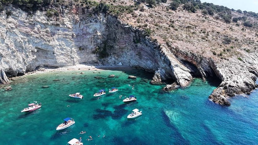 Sarandë: Boat Tour Turtle Cave Kakome & Krorez Snorkeling - What the boat experience feels like