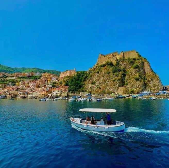 Scilla in Barca-Costa Viola tour: Caves-Cala Janculla - Along the Bagnara coast and the Costa Viola
