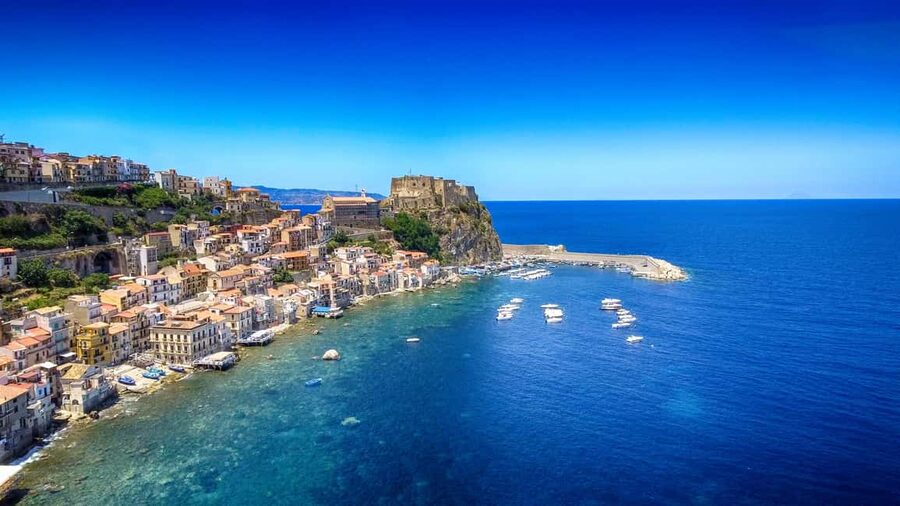 Scilla in Barca-Costa Viola tour: Caves-Cala Janculla - Who should book this Costa Viola cruise?