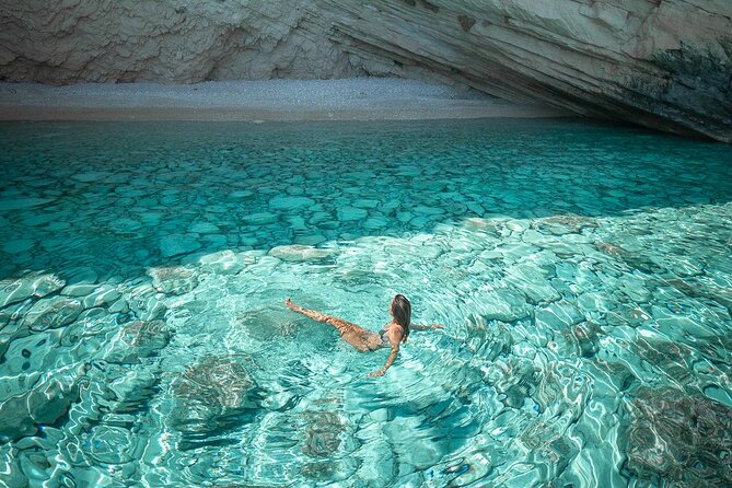 Shipwreck and Blue Caves - Private Speedboat Tour (up to 6 pax) - Mikro Nisi gives you the choice of lunch or more water time