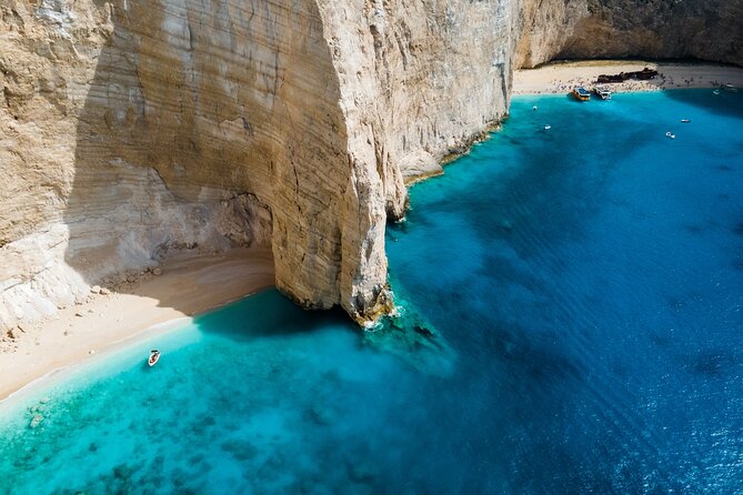 Shipwreck and Blue Caves - Private Speedboat Tour (up to 6 pax) - The skipper is a large part of the experience