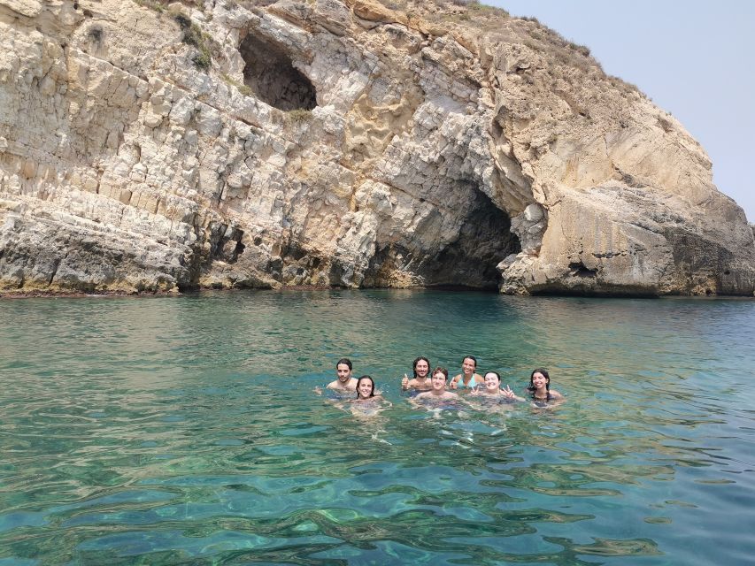 Siracusa: Ortigia Boat Tour with Marine Grotto & Snorkeling - Sea caves along the northern coast