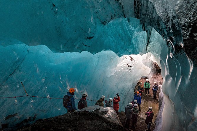 Skaftafell: Blue Ice Cave & Glacier Hike on Vatnajökull - Learning to walk on the glacier