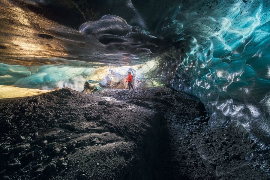 Skaftafell: Ice Cave Experience - Weather, changing caves, and the main risks