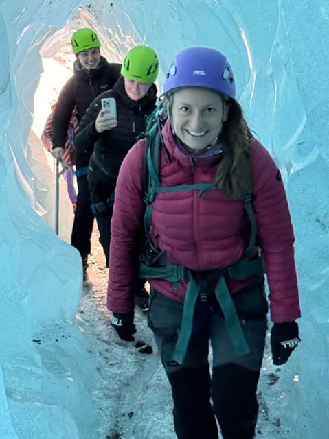 Skaftafell: Ice Cave Tour and Glacier Hike - Who will enjoy this most?