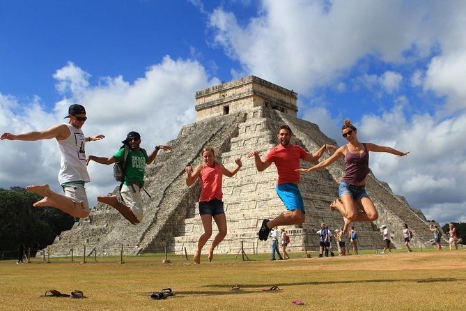 Skip the Line Chichen Itza Private Tour, Sacred Cenote & Lunch - Two hours among the Maya at Chichen Itza