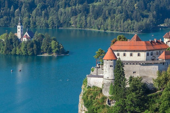 Slovenia in One Day: Lake Bled, Postojna Cave and Predjama Castle - One day, three very different Slovenian sights