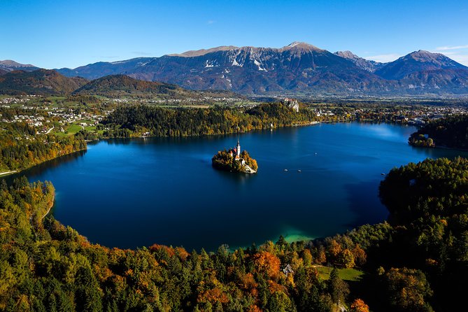Slovenia in One Day: Lake Bled, Postojna Cave and Predjama Castle - Predjama Castle: a fortress in the rock