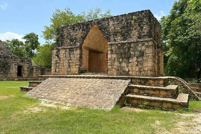 Small Group Tour to Chichen Itza, Cenote and Ekbalam from Cancun - Ek Balam offers the day’s most active visit