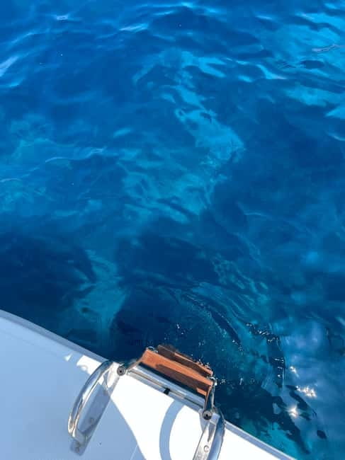 Split: 5 Islands Full-Day Tour to Blue Cave, Vis & Hvar - One hour at Budikovac Lagoon
