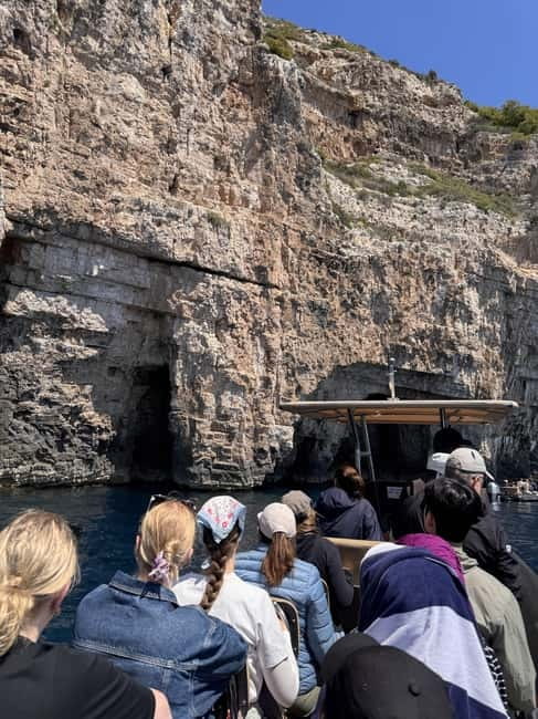 Split/Podstrana: Blue Cave, Hvar & 6 Islands Speedboat Trip - What the speedboat ride is really like