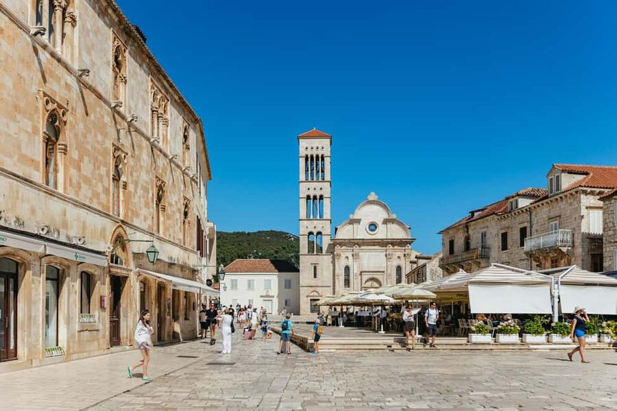 Split/Trogir: Blue Cave, Mamma Mia, Hvar and 5 Island Tour - Budikovac Blue Lagoon: bring your mask and expect company