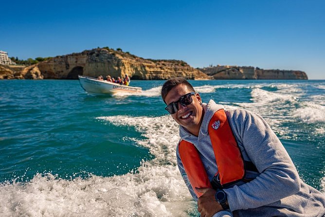 Superb Private caves tour with highly skilled skipper - Photo opportunities without giving up the experience