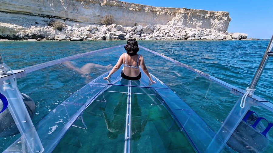 Syracuse: Coast and Sea Caves Full Transparent Boat Tour - Along Siracusa’s coast toward the marine caves