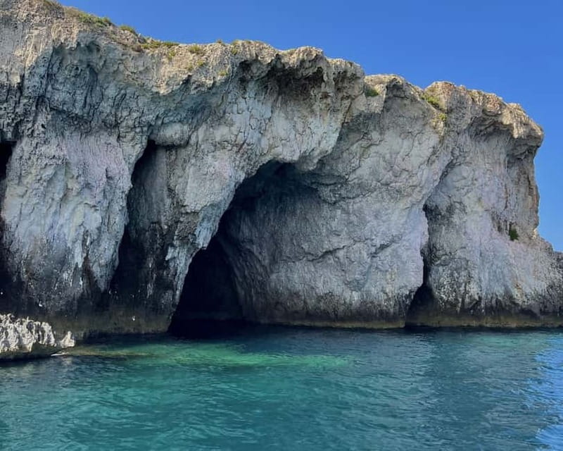 Syracuse: Ortigia Island & Sea Cave Boat Tour with Prosecco - What the $23 price really buys you