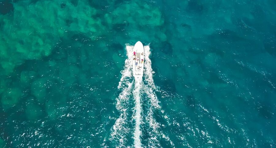 Syracuse: Pillirina, Ortigia, and Sea Caves Tour by Boat - Starting at the blue flag near Ortigia