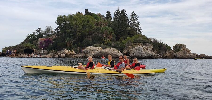 Taormina: Kayak Coastal Tour to Isola Bella and Blue Grotto - Fico Rock and the return paddle