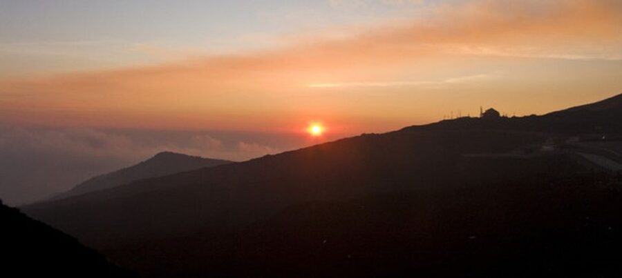Taormina: Mount Etna Sunset Tour with Cave Visit and Tasting - Key points to know before booking