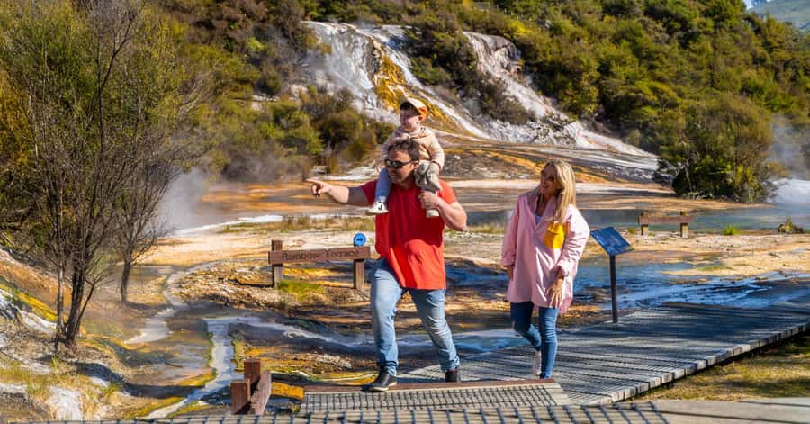 Taupo: Orakei Korako Geothermal Park and Cave Entry Ticket - Who will enjoy Orakei Korako most?