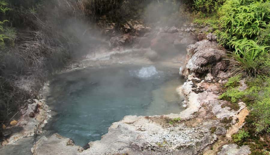 Taupo: Orakei Korako Geothermal Park and Cave Entry Ticket - Should you book this geothermal park?