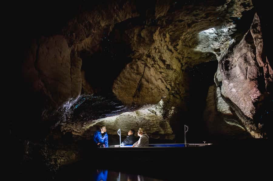Te Anau: Glowworm Caves Guided Tour - Crossing Lake Te Anau to the Murchison Mountains