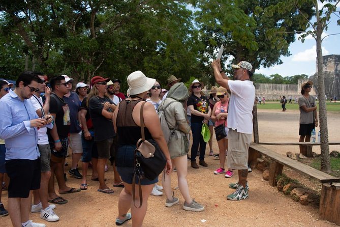 The best tour in Chichén Itzá, Valladolid and Cenote - Lunch, tequila, and chocolate add local flavor