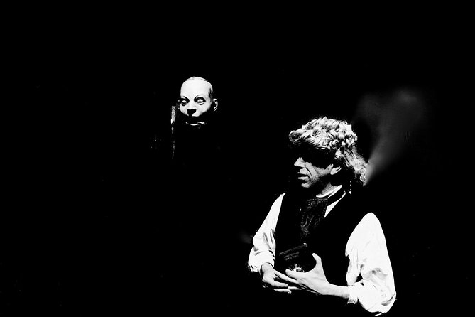 The World Famous Underground Ghost Tour - The guide makes or breaks the evening