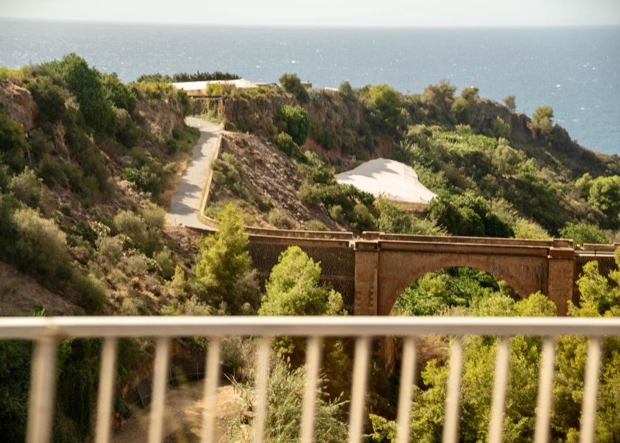 Torremolinos/Benalmadena: Nerja Caves Tour with Frigiliana - Practical Tips Before You Go