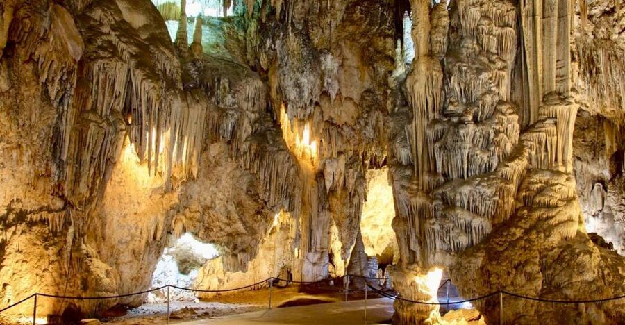 Torremolinos/Benalmadena: Nerja Caves Tour with Frigiliana - The Ride From Torremolinos or Benalmadena
