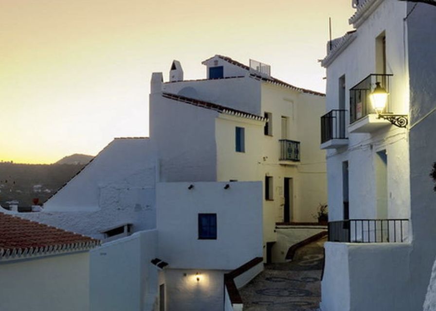 Torremolinos/Benalmadena: Nerja Caves Tour with Frigiliana - Is $81 a Fair Price?
