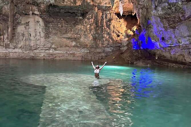 Tour Chichen Itza 2 Cenotes Suytun and Ik-kil - Chichén Itzá and the Temple of Kukulkán