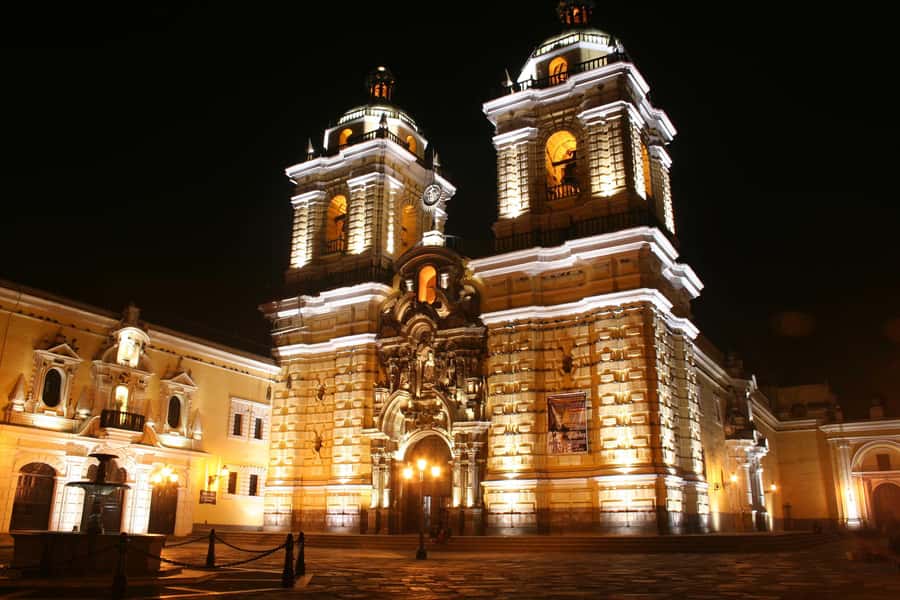 Tour of Lima with a visit to the catacombs of San Francisco. - Key points to know before booking