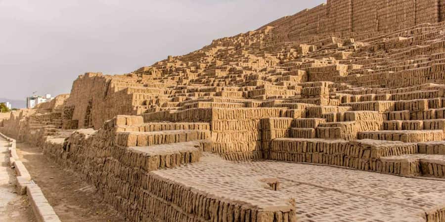 Tour of Lima with a visit to the catacombs of San Francisco. - From Miraflores viewpoints to Lima’s underground past