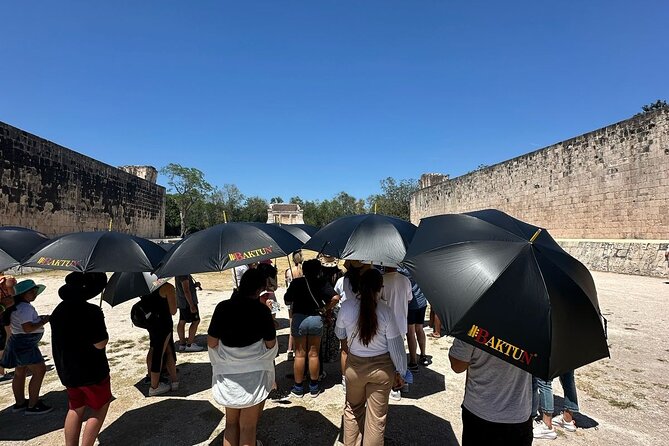 Tour to Chichen Itza-Tickets, food and cenote - Lunch with regional food and a few extra costs